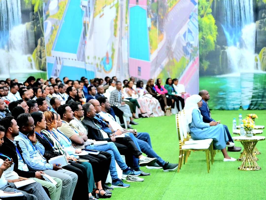 የድህረ እውነት ዘመንን በእውቀት እና በእውነት ለመምራት ጊዜውን የሚመጥን የኮሚዩኒኬሽንና የህዝብ ግንኙነት እውቀትና ግንዛቤ ያስፈልጋል