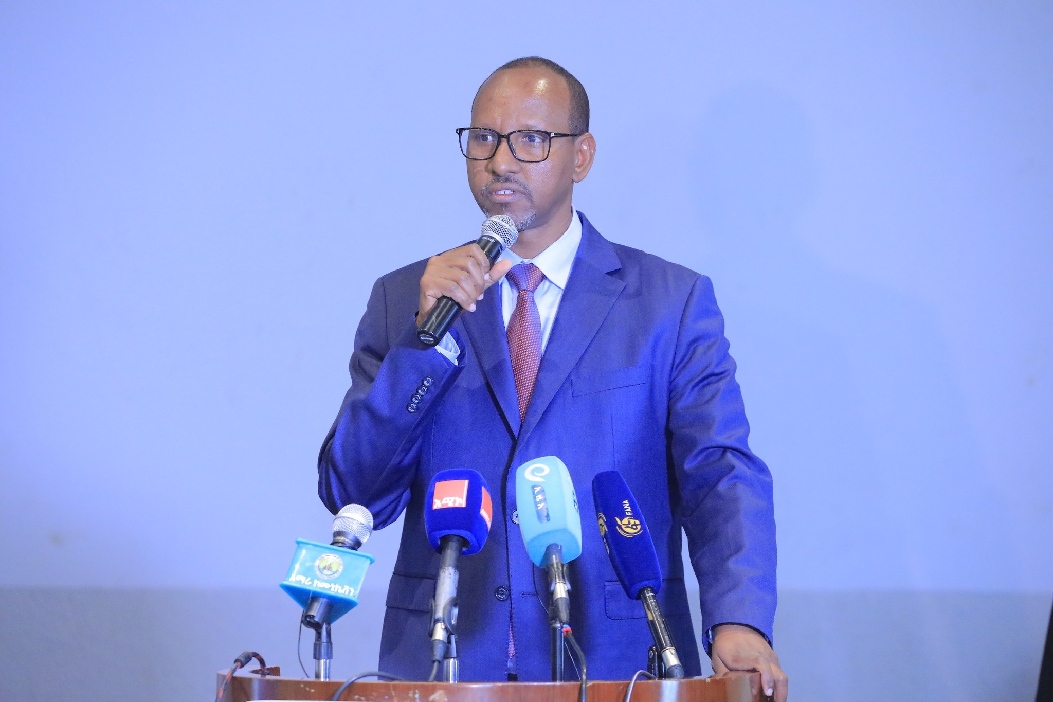 በኢትዮጵያ የፉክክርና የምክክር ሚዛኑን የጠበቀ ጤናማና የዳበረ የፖለቲካ ምህዳር የመገንባት ሥራ እየተከናወነ መሆኑን የብልጽግና ፓርቲ ምክትል ፕሬዚዳንት አቶ አደም ፋራህ ገለፁ።